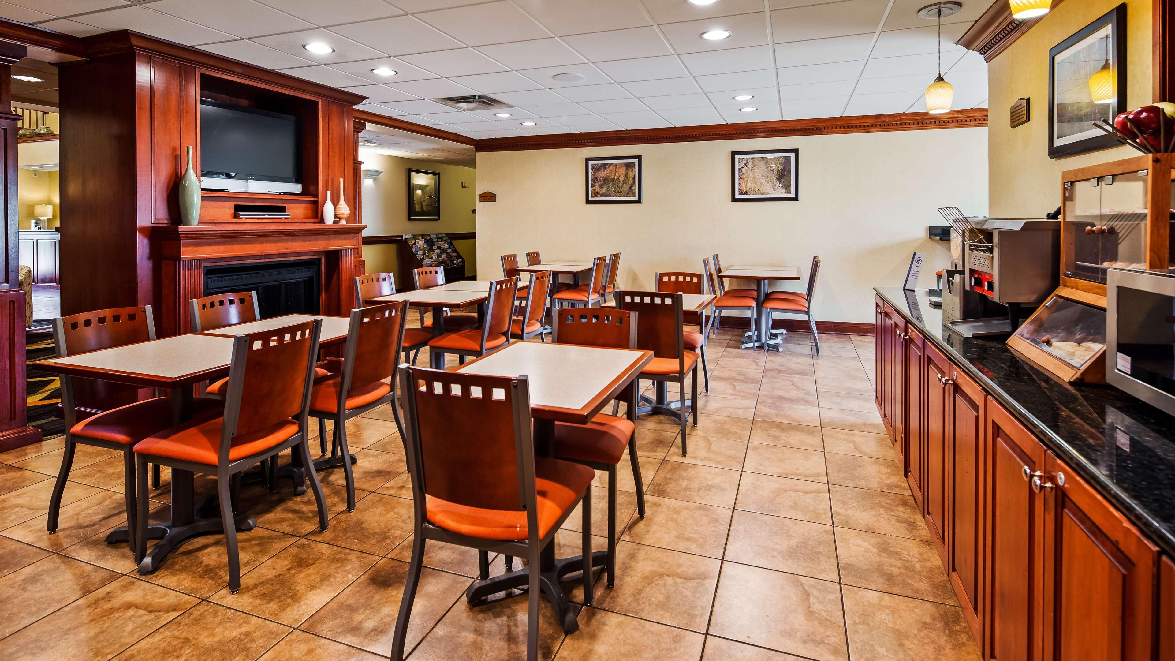 Best Western Plus Strawberry Inn & Suites Knoxville Kültér fotó